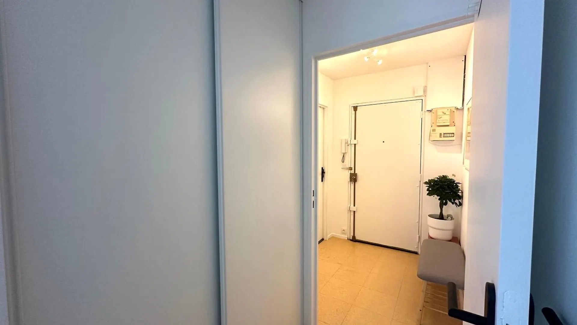 Apartment Le Gambetta Paris